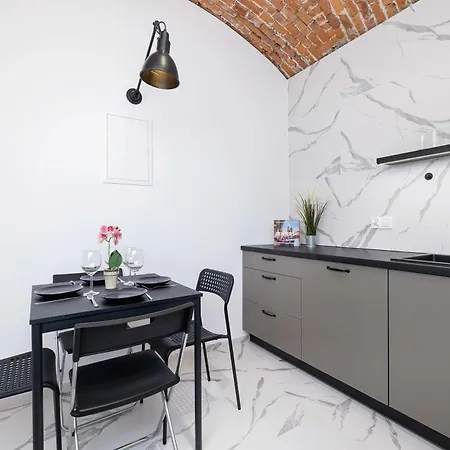 아파트 Cozy In The Old Town Of By Renters 크라쿠프